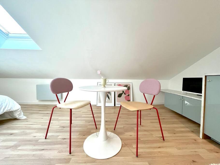 Studio Jade : Charmant Logement Place Clemenceau Apartment โป ภายนอก รูปภาพ