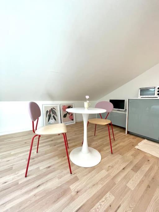 Studio Jade : Charmant Logement Place Clemenceau Apartment โป ภายนอก รูปภาพ