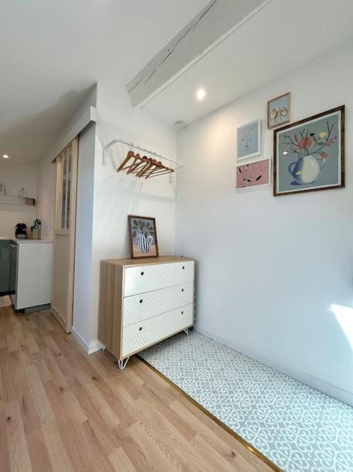 Studio Jade : Charmant Logement Place Clemenceau Apartment โป ภายนอก รูปภาพ