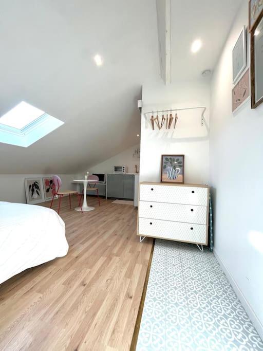 Studio Jade : Charmant Logement Place Clemenceau Apartment โป ภายนอก รูปภาพ